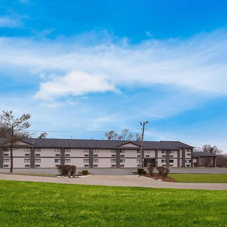 Red Lion Inn & Suites Caseyville Εξωτερικό φωτογραφία