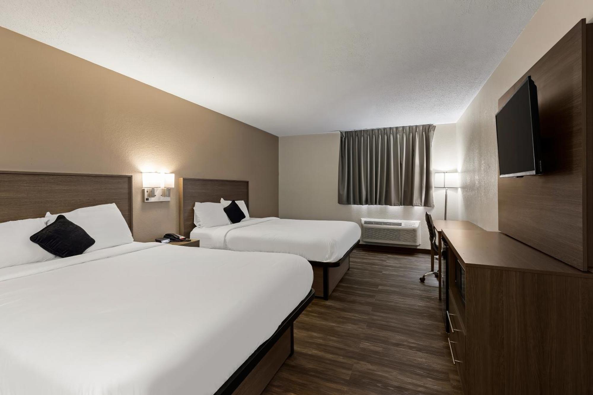 Red Lion Inn & Suites Caseyville Εξωτερικό φωτογραφία