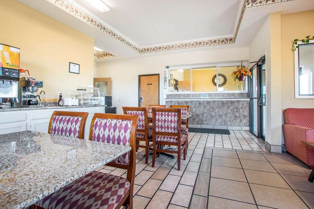 Red Lion Inn & Suites Caseyville Εσωτερικό φωτογραφία